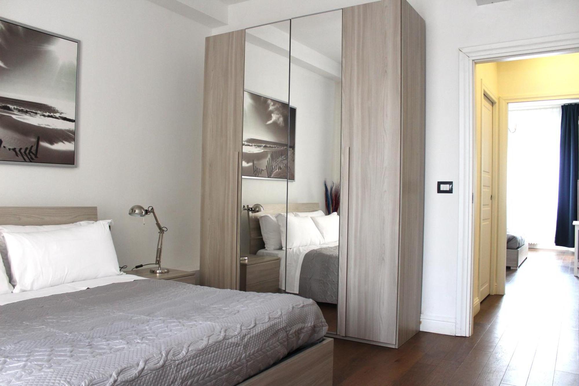 Art Apartment Stazione B Florenz Exterior foto