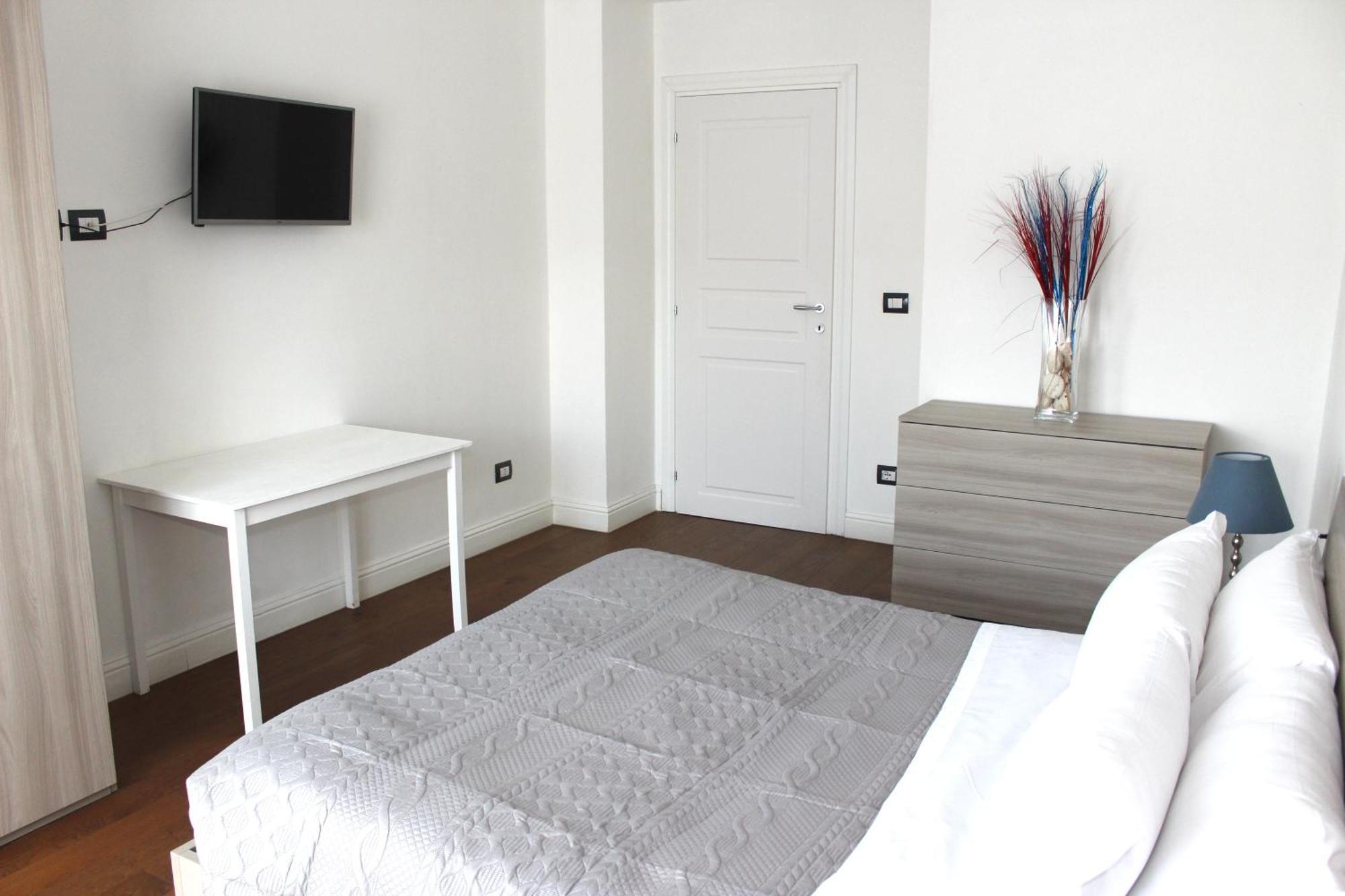 Art Apartment Stazione B Florenz Exterior foto