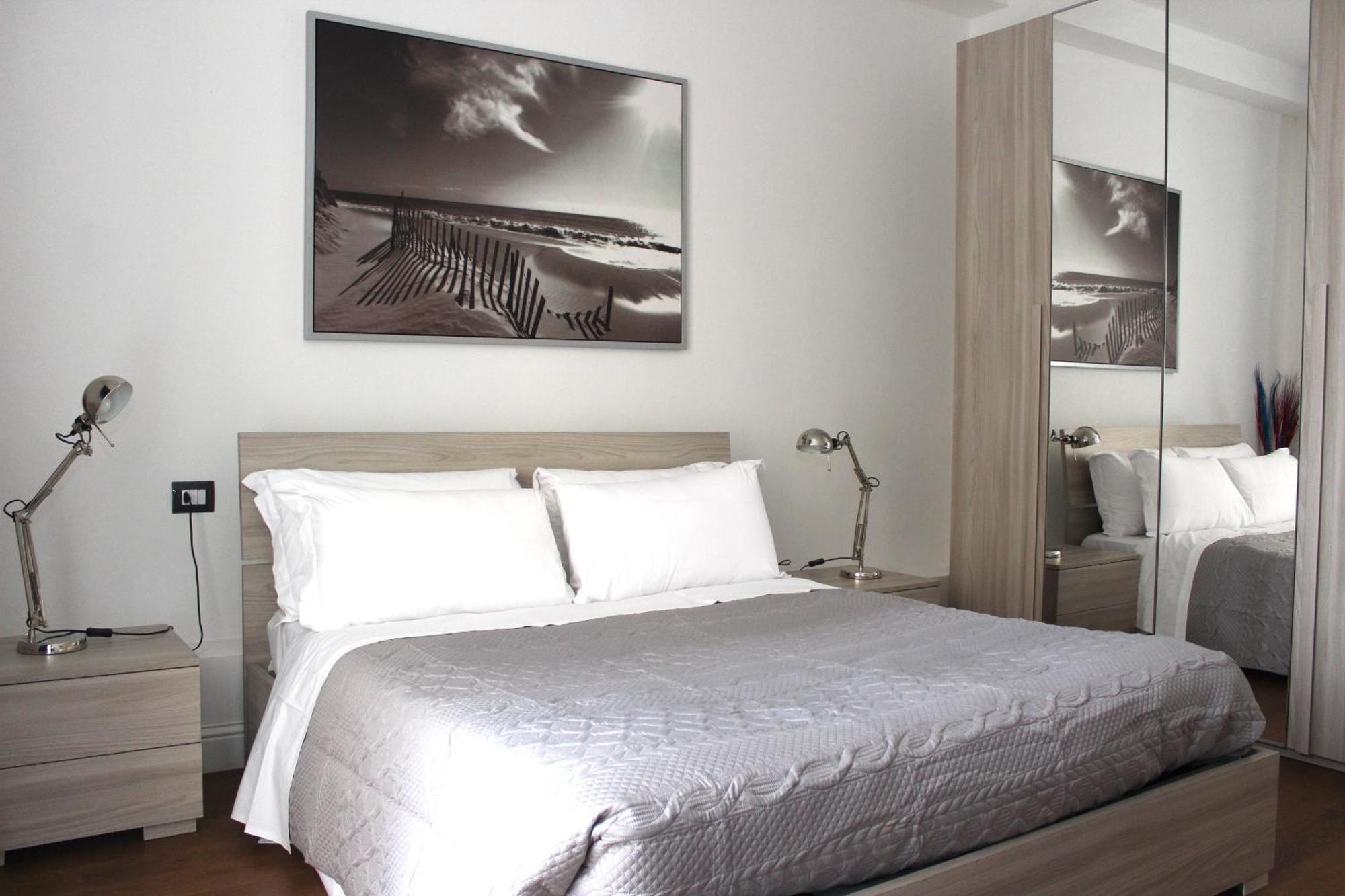 Art Apartment Stazione B Florenz Exterior foto